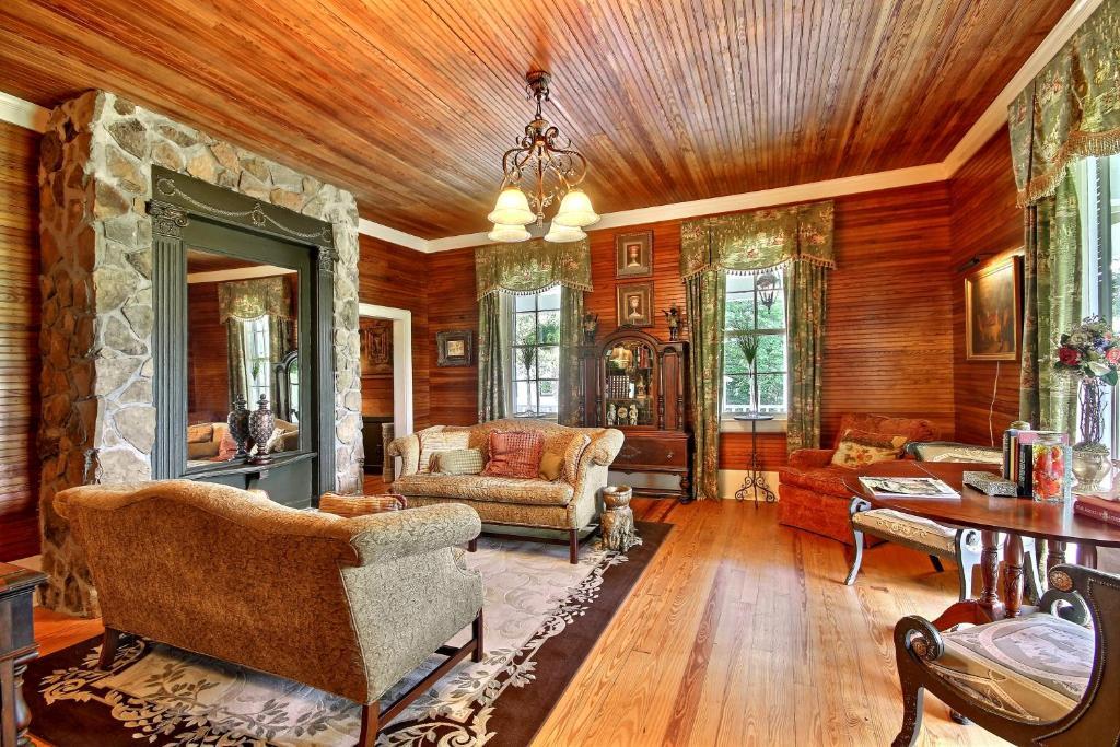 Rabun Manor Resort Дилърд Екстериор снимка